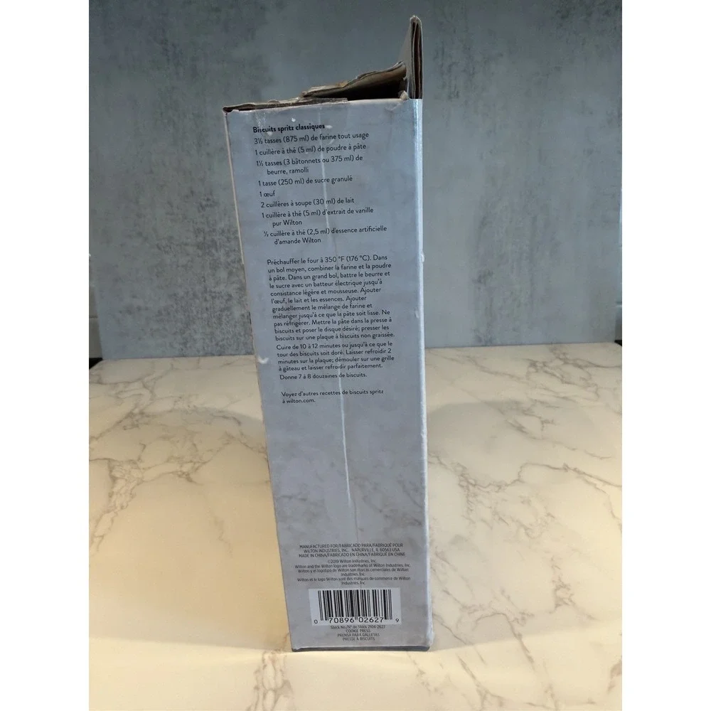 Wilton Simple Success Cookie Press White 12 Discs Spritz Cookies Baking Tool